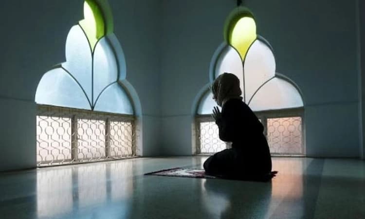 ಮಸೀದಿ ಮೇಲೆ ಗುಂಪು ದಾಳಿ: ನಮಾಜ್‌ ಮಾಡುತ್ತಿದ್ದವರ ಮೇಲೆ ಹಲ್ಲೆ; FIR ದಾಖಲು