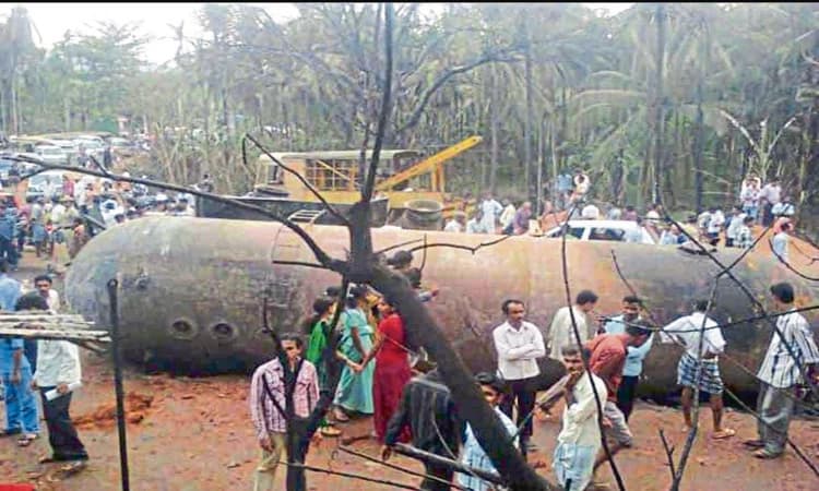 Perne Tragedy:ಪೆರ್ನೆ ಗ್ಯಾಸ್‌ ಟ್ಯಾಂಕರ್‌ ದುರಂತ-ಹತ್ತು ವರ್ಷ ಸಂದರೂ ಮಾಸದ ಕಹಿ ನೆನಪು