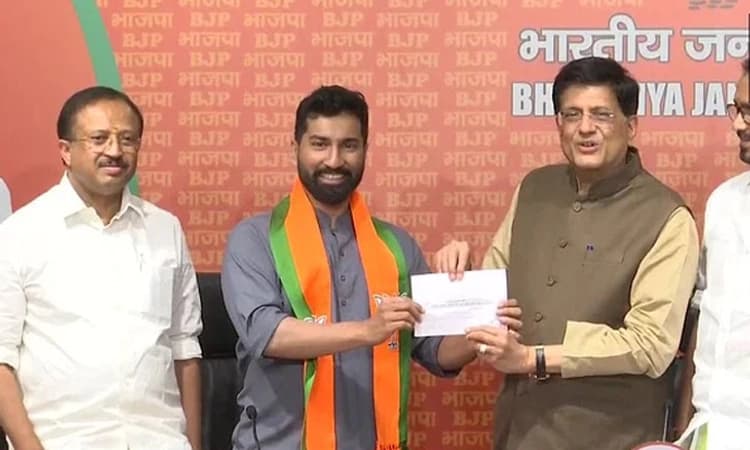 Congress ತೊರೆದು BJP ಸೇರಿದ ಮಾಜಿ ರಕ್ಷಣಾ ಸಚಿವ ಎಕೆ ಆ್ಯಂಟನಿ ಪುತ್ರ