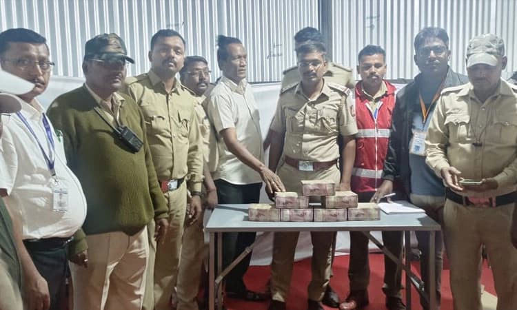 Belagavi: ದಾಖಲೆಗಳಿಲ್ಲದೆ ಸಾಗಿಸುತ್ತಿದ್ದ 1.5ಕೋಟಿ ರೂ. ವಶಕ್ಕೆ