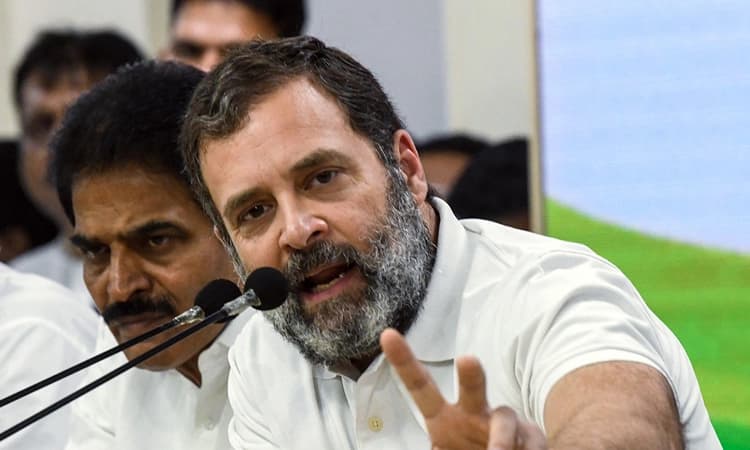 ಬಿಜೆಪಿ ಹೇಳಿದ್ದನ್ನೇ ನೀವು ಯಾಕೆ ಹೇಳುತ್ತಿದ್ದೀರಿ: ಪತ್ರಕರ್ತರ ವಿರುದ್ಧ ರಾಹುಲ್ ವಾಗ್ದಾಳಿ