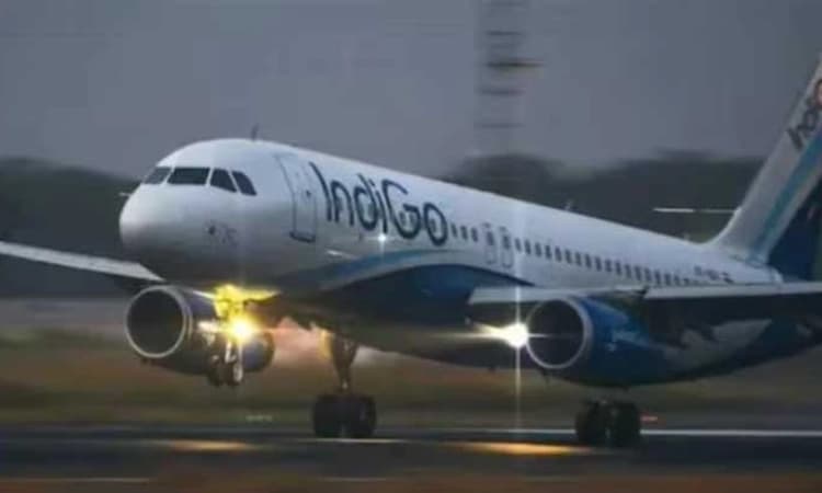 ಬೆಂಗಳೂರಿನಿಂದ ವಾರಾಣಸಿಗೆ ತೆರಳುತ್ತಿದ್ದ IndiGo ವಿಮಾನ ಹೈದರಾಬಾದ್ ನಲ್ಲಿ ತುರ್ತುಭೂಸ್ಪರ್ಶ