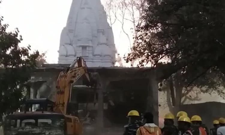 ಬೆಳೇಶ್ವರ ಮಹಾದೇವ್ ದೇವಸ್ಥಾನವನ್ನು ಕೆಡವಿದ ಇಂದೋರ್ ನಗರ ಪಾಲಿಕೆ