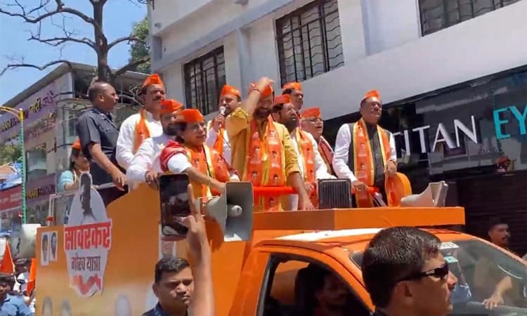 ‘ಸಾವರ್ಕರ್ ಗೌರವ್ ಯಾತ್ರೆ’ಯಲ್ಲಿ ಭಾಗಿಯಾದ ಮಹಾರಾಷ್ಟ್ರ ಸಿಎಂ ಶಿಂಧೆ