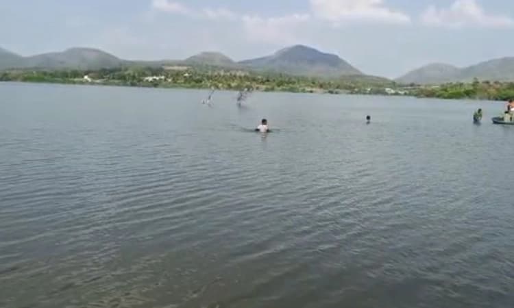 ಶ್ರೀನಿವಾಸ ಸಾಗರ ಜಲಾಶಯ ಹಿಂಭಾಗದಲ್ಲಿ ಫೋಟೋ ಶೂಟ್; 3 ವಿದ್ಯಾರ್ಥಿಗಳು ನೀರುಪಾಲು