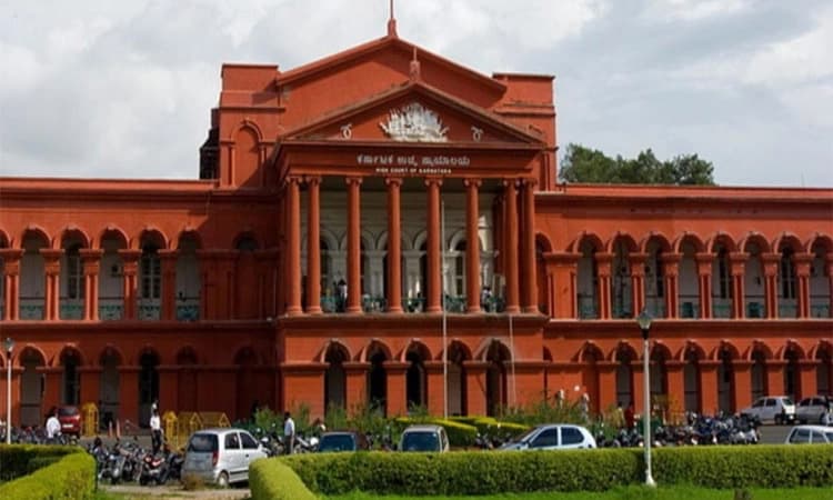 ಶಾಸಕರನ್ನು ಇನ್ನೂ ಅನರ್ಹಗೊಳಿಸಲಿಲ್ಲವೇ?