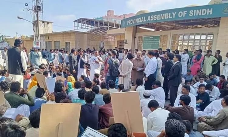 ಪಾಕಿಸ್ಥಾನ: ಹಿಂದೂಗಳ ಮತಾಂತರ ಖಂಡಿಸಿ ಪ್ರತಿಭಟನೆ