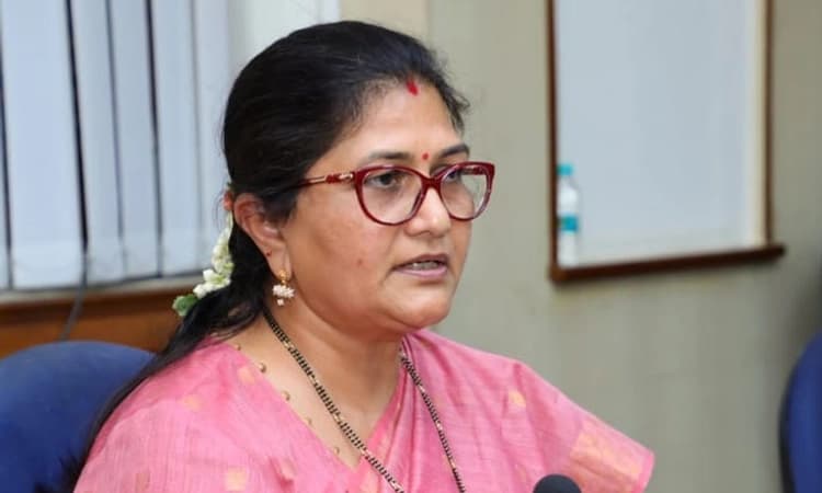 ನೀತಿ ಸಂಹಿತೆ ಉಲ್ಲಂಘನೆ: ಸಚಿವೆ ಶಶಿಕಲಾ ಜೊಲ್ಲೆ ವಿರುದ್ಧ ಎಫ್ ಐಆರ್