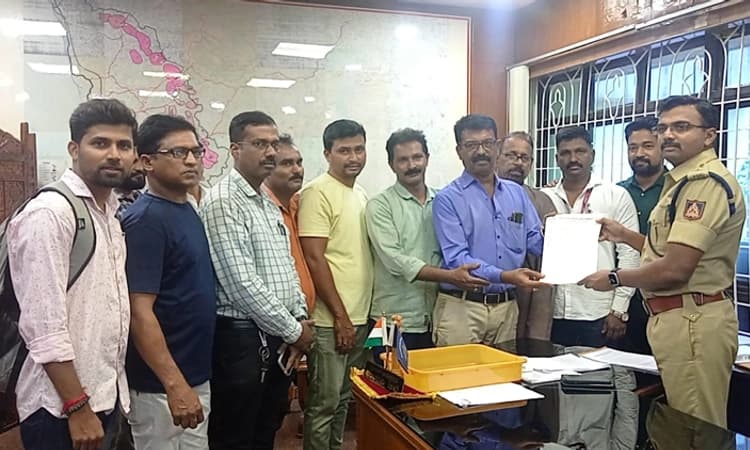 ಉಡುಪಿ: ನಕಲಿ ಪತ್ರಕರ್ತರ ವಿರುದ್ಧ ಕಾನೂನು ಕ್ರಮಕ್ಕೆ ಆಗ್ರಹಿಸಿ ಎಸ್ಪಿಗೆ ಮನವಿ