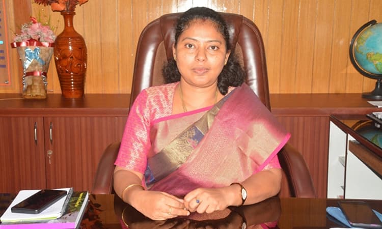 ಚುನಾವಣಾ ಕರ್ತವ್ಯಕ್ಕೆ ಹಾಜರಾಗದ ಅಧಿಕಾರಿ ವಿರುದ್ಧ ಕ್ರಮಕ್ಕೆ ಜಿಲ್ಲಾಧಿಕಾರಿ ಸೂಚನೆ