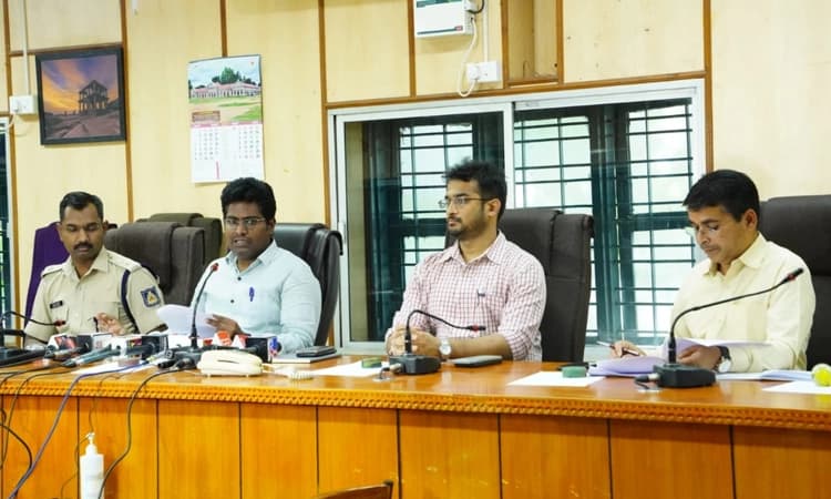 ಅಭ್ಯರ್ಥಿಗಳು ತಮ್ಮ ಅಪರಾಧದ ಬಗ್ಗೆ ಪತ್ರಿಕೆಗಳಲ್ಲಿ ಪ್ರಕಟಿಸಬೇಕು; ಪವನ್ ಕುಮಾರ್