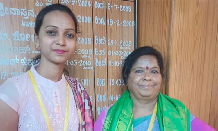 ಬಳ್ಳಾರಿ ಪಾಲಿಕೆ ಮೇಯರ್ ಆಗಿ ಕಾಂಗ್ರೆಸ್ ನ ತ್ರಿವೇಣಿ ಆಯ್ಕೆ,ಜಾನಕಿ ಉಪಮೇಯರ್