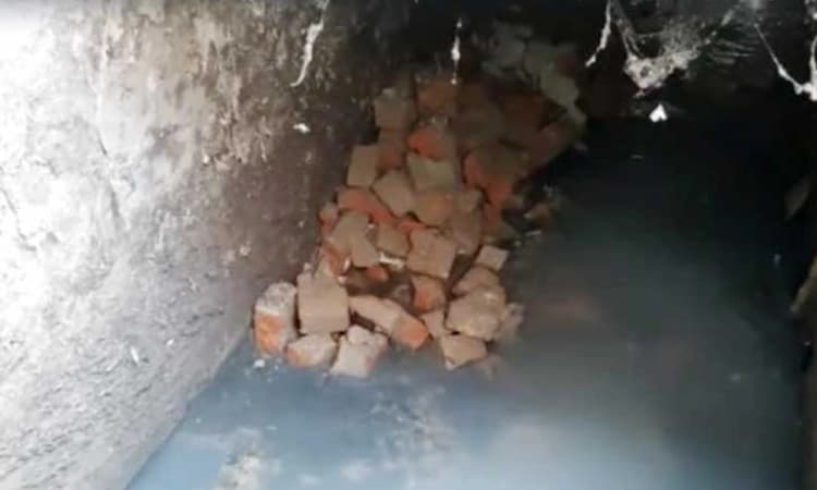 ಚರಂಡಿ ಮೂಲಕ ಸುರಂಗ ತೋಡಿ…ಲಕ್ಷಾಂತರ ರೂಪಾಯಿ ಚಿನ್ನಾಭರಣ ದರೋಡೆ! ಪ್ರತಿಭಟನೆ