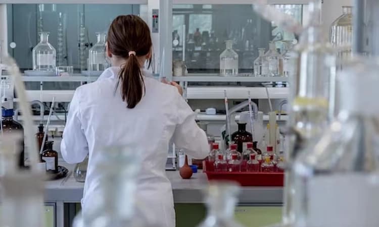 ಭಾರತಕ್ಕೆ ಹಿಂದಿರುಗಿದ ವಿದ್ಯಾರ್ಥಿಗಳಿಗೆ ಎಂಬಿಬಿಎಸ್‌ ಪರೀಕ್ಷೆಗೆ 2 ಅವಕಾಶ