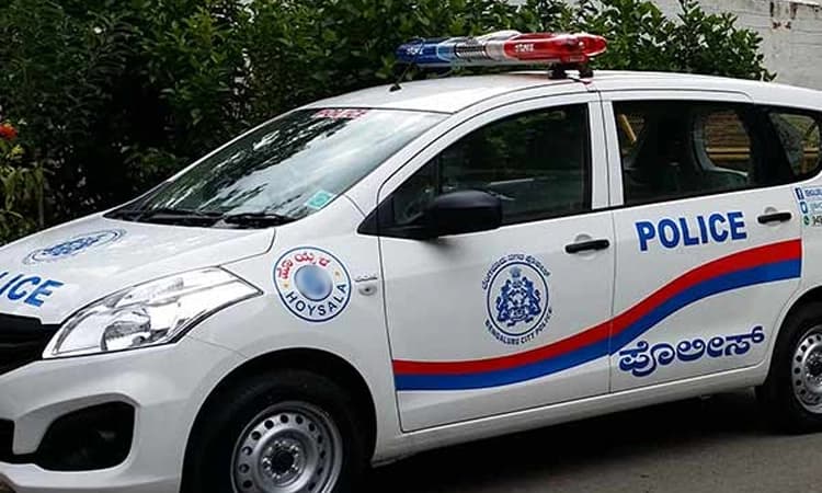 ದಾವಣಗೆರೆ: ತಲೆ ಮೇಲೆ ಕಲ್ಲು ಎತ್ತಿ ಹಾಕಿ ವ್ಯಕ್ತಿಯ ಕೊಲೆ: ಪತ್ನಿ, ಪ್ರಿಯಕರನ ಬಂಧನ