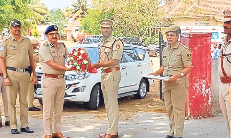 ಕುಶಾಲನಗರಕ್ಕೆ ಐಜಿಪಿ ಪ್ರವೀಣ್‌ ಮಧುಕರ್‌ ಪವಾರ್‌ ಭೇಟಿ