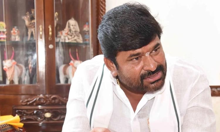 ಸಿಎಂ ವಿರುದ್ದ ಸ್ಪರ್ಧೆಗೆ ಹಿಂದೇಟು ಹಾಕುವ ಪ್ರಶ್ನೆಯೇ ಇಲ್ಲ: ವಿನಯ್ ಕುಲಕರ್ಣಿ