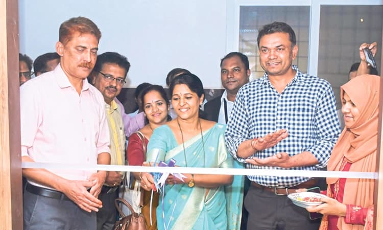 ವೆನ್ಲಾಕ್ ಆಯುಷ್‌ ಆಸ್ಪತ್ರೆ: ಉಪಕರಣ ಹಸ್ತಾಂತರ, ಪ್ರಕೃತಿ ವಿಭಾಗಕ್ಕೆ ಚಾಲನೆ