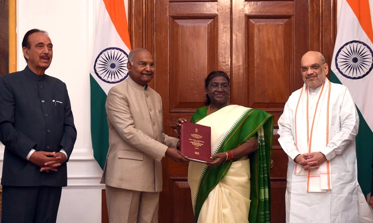 One Nation One Election: ರಾಷ್ಟ್ರಪತಿಗೆ ವರದಿ ಸಲ್ಲಿಸಿದ ಕೋವಿಂದ್ ನೇತೃತ್ವದ ಸಮಿತಿ