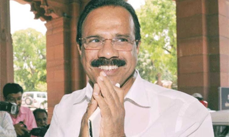 Poll: ಬೆಂಗಳೂರು ಉತ್ತರ ಲೋಕಸಭಾ ಜನತೆಗೆ ಅಂತರಾಳದ ಧನ್ಯವಾದ: ಡಿವಿಎಸ್‌ ಟ್ವೀಟ್!