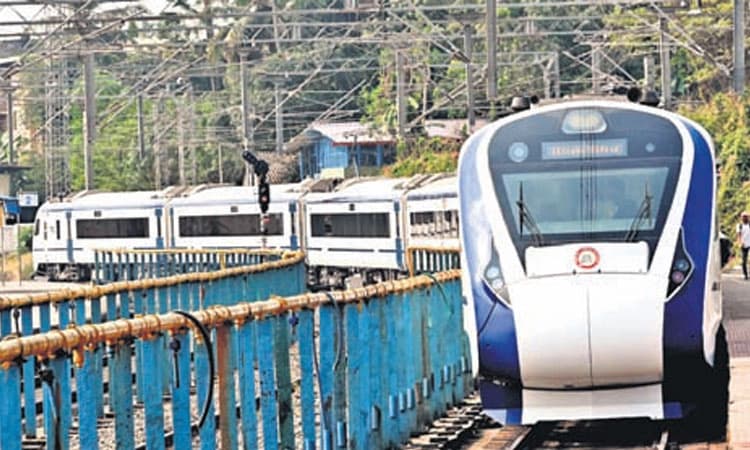 Vande Bharat Express: ಜೂನ್‌ನಲ್ಲಿ ಮಂಗಳೂರು-ಬೆಂಗಳೂರು ನಡುವೆ ವಂದೇ ಭಾರತ್‌