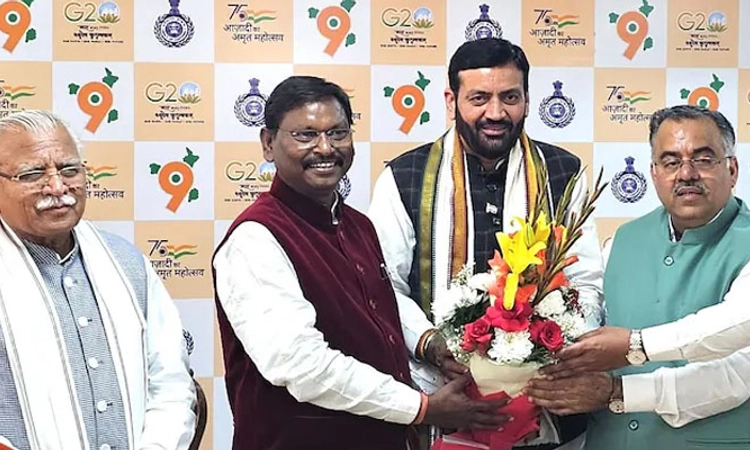 BJP; ಹರ್ಯಾಣದಲ್ಲಿ ಸಿಎಂ ಬದಲಾವಣೆ; ನಯಾಬ್ ಸಿಂಗ್ ಸೈನಿಗೆ ಪಟ್ಟಕಟ್ಟಿದ ಬಿಜೆಪಿ