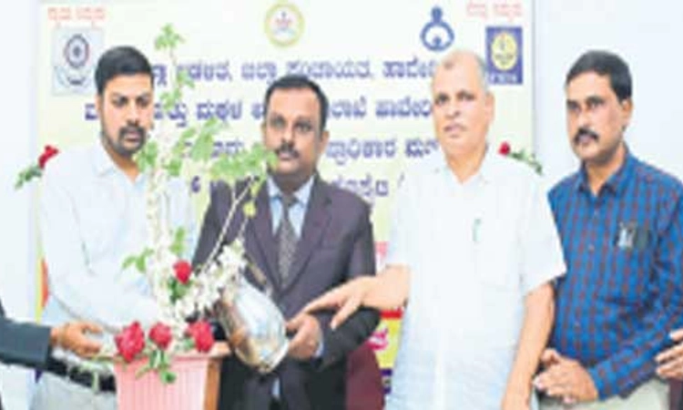 ಹಾವೇರಿ: ಮಹಿಳೆ-ಮಕ್ಕಳ ಅಕ್ರಮ ಸಾಗಾಟ ತಡೆಯಿರಿ-ಪುಟ್ಟರಾಜು