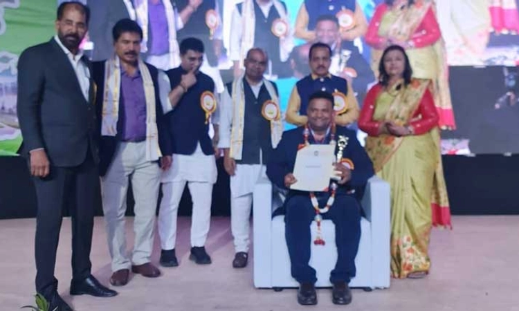 ಸೌದಿ ಅರೇಬಿಯಾ:10 ಮಂದಿ ಸಾಧಕರಿಗೆ ವಿಶ್ವ ಮಾನ್ಯ ಪ್ರಶಸ್ತಿ ಪ್ರದಾನ