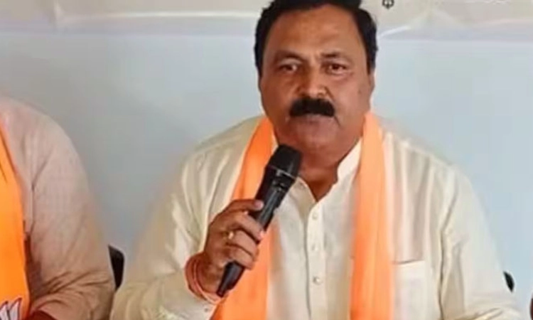 Hubli; ನಾಸೀರ್ ಹುಸೇನ್ ಪ್ರಮಾಣ ವಚನಕ್ಕೆ ಅವಕಾಶ ನೀಡಬಾರದು: ಮಹೇಶ ಟೆಂಗಿನಕಾಯಿ