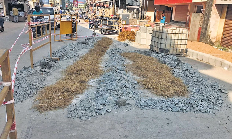 ಹೊಸ ಕಾಂಕ್ರೀಟ್‌ ರಸ್ತೆ: ಒಂದು ಭಾಗ ಸಂಚಾರಕ್ಕೆ ಮುಕ್ತ