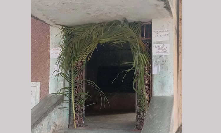 ಶಾಲೆ ಮೆಟ್ಟಿಲೇರಲು ಮೊದಲ ದಿನವೇ ನಿರುತ್ಸಾಹ