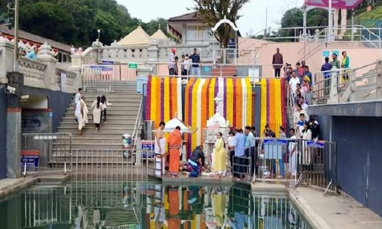 Madikeri: ತಲಕಾವೇರಿಯಲ್ಲಿ ಸ್ವಾಮೀಜಿಗಳಿಂದ ವಿಶೇಷ ಪೂಜೆ
