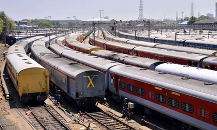 Bengaluru: ದೀಪಾವಳಿ ಪ್ರಯುಕ್ತ 14 ರೈಲುಗಳಿಗೆ ಹೆಚ್ಚುವರಿ ಬೋಗಿ