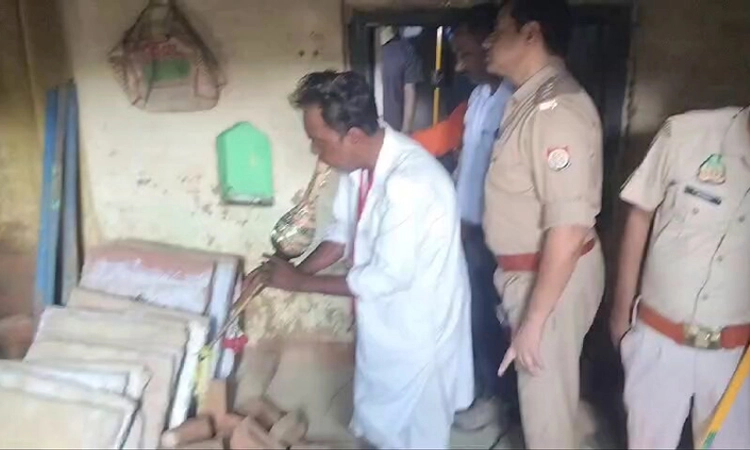 UP: ಹಾವು ಕಚ್ಚಿ ಮೂವರು ಮೃತ್ಯು, ಇಬ್ಬರು ಗಂಭೀರ… ಹಾವಾಡಿಗನ ಮೊರೆ ಹೋದ ಅಧಿಕಾರಿಗಳು