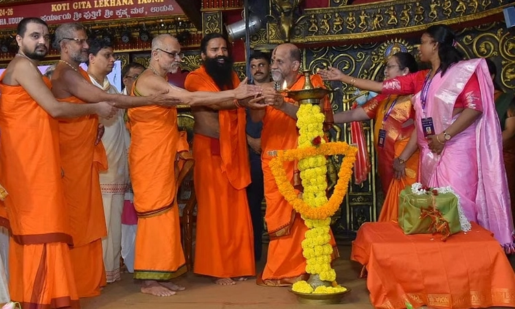 Udupi: ಸಂಸ್ಕೃತ ಎಲ್ಲ ಭಾಷೆಗಳ ಮೂಲ.. ಪ್ರಾಚ್ಯವಿದ್ಯಾ ಸಮ್ಮೇಳನ ಉದ್ಘಾಟಿಸಿ ಬಾಬಾ ರಾಮ್ ದೇವ್