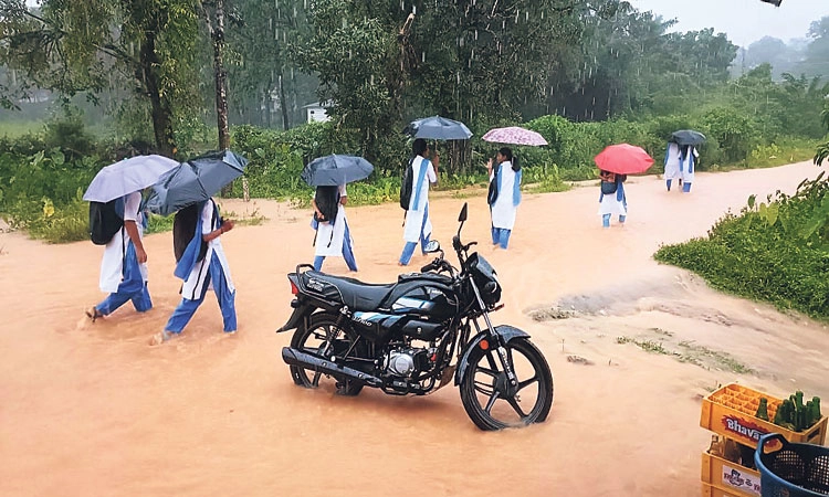 Heavy Rain: ಕಡಬ ಪರಿಸರದಲ್ಲಿ ಭಾರೀ ಮಳೆ: ರಸ್ತೆ ಜಲಾವೃತ