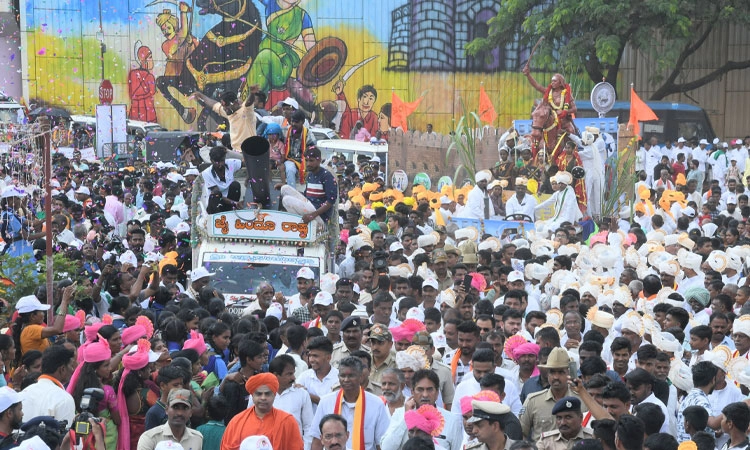 Belagavi: ಕ್ರಾಂತಿಯ ನೆಲ ಕಿತ್ತೂರಿನಲ್ಲಿ 200ನೇ ವಿಜಯೋತ್ಸವಕ್ಕೆ ಅದ್ಧೂರಿ ಚಾಲನೆ
