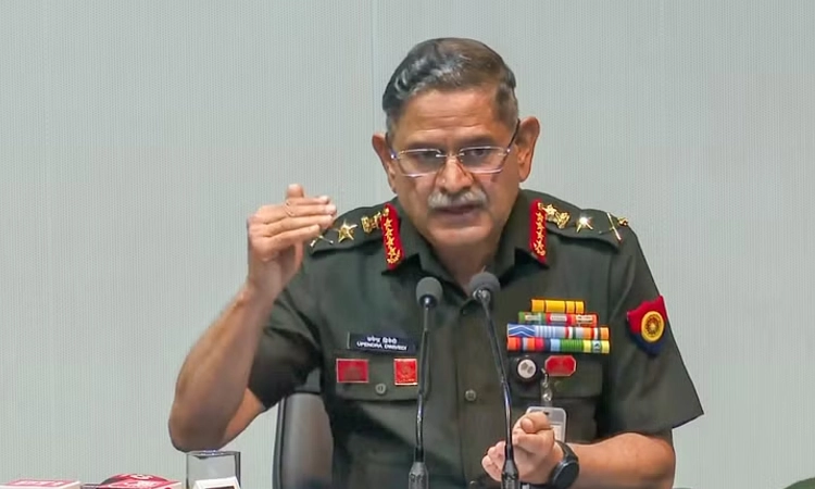 Army chief: ಚೀನ ಜತೆ ವಿಶ್ವಾಸ ಪುನಸ್ಥಾಪನೆಗೆ ಪ್ರಯತ್ನ: ಸೇನಾ ಮುಖ್ಯಸ್ಥ ದ್ವಿವೇದಿ