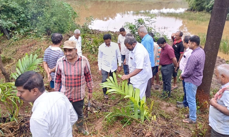 Sirsi: ಮೇಘ ಸ್ಪೋಟದಿಂದ ಅಪಾರ ಹಾನಿ: ಭೀಮಣ್ಣ ವೀಕ್ಷಣೆ