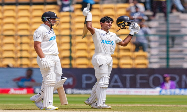 India Vs New Zealand Test: ಇನ್ನಿಂಗ್ಸ್‌ ಸೋಲು ತಪ್ಪಿಸಲು ಭಾರತ ಹೋರಾಟ