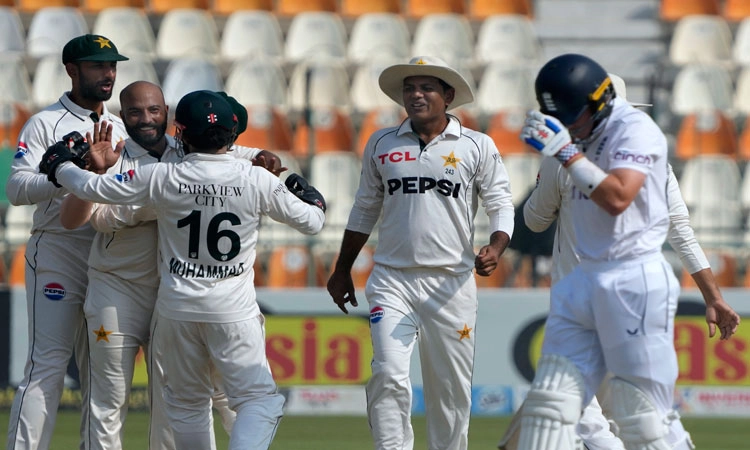 Test Cricket: ಪ್ರವಾಸಿ ಇಂಗ್ಲೆಂಡ್‌ ವಿರುದ್ಧ ಪಾಕಿಸ್ಥಾನಕ್ಕೆ 152 ರನ್‌ಗಳ ಗೆಲುವು