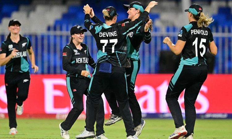 Womens T-20 World Cup: ವಿಂಡೀಸ್ ಸೋಲಿಸಿ 14 ವರ್ಷ ಬಳಿಕ ಫೈನಲ್‌ ಪ್ರವೇಶಿಸಿದ ಕಿವೀಸ್‌!