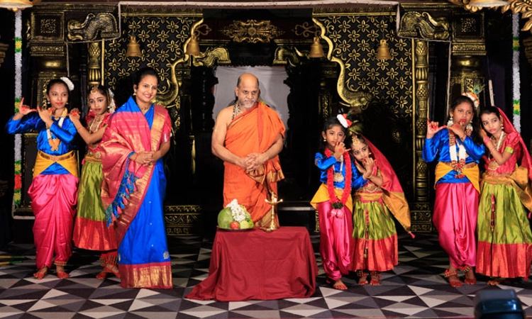 Udupi Shri Krishna Matha; 100 ಕಲಾವಿದರಿಂದ ನಿರಂತರ 14 ತಾಸು ನೃತ್ಯ ಪ್ರದರ್ಶನ
