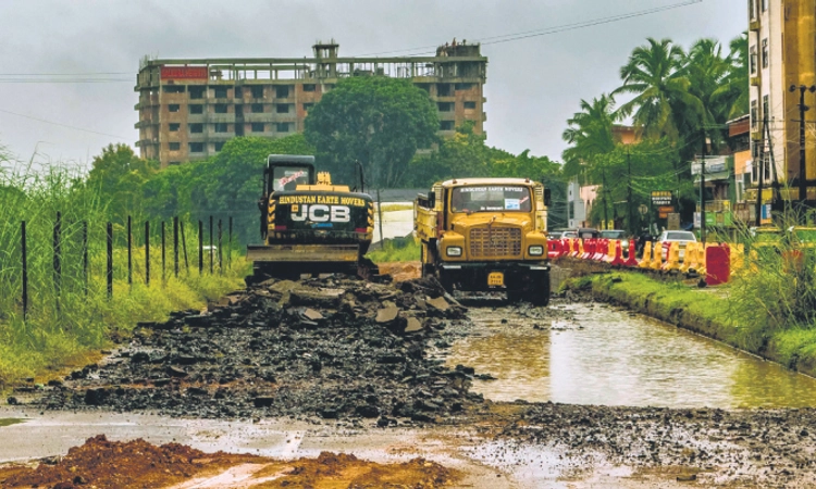 Udupi: ಸಂತೆಕಟ್ಟೆ ಓವರ್‌ಪಾಸ್‌ ಕಾಮಗಾರಿ ಚುರುಕು