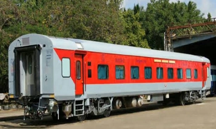 Railway Modernization: ಎರಡು ಎಕ್ಸ್‌ಪ್ರೆಸ್‌ ರೈಲುಗಳಿಗೆ ಎಲ್‌ಎಚ್‌ಬಿ ಕೋಚ್‌