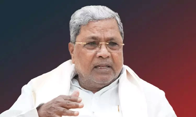Siddaramaiah: ಥೂ ಎಂದು ಉಗಿದ ಸಿಎಂ: ಬಿಜೆಪಿ, ಜೆಡಿಎಸ್‌ ಆಕ್ರೋಶ