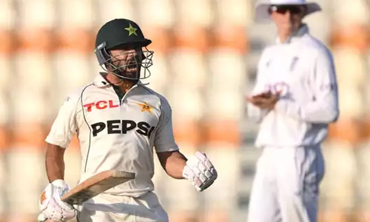 PAKvsENG: ಬಾಬರ್‌ ಅಜಂಗೆ ಸಂಕಷ್ಟ ತಂದ ಕಮ್ರಾನ್‌ ಘುಲಾಂ ಶತಕ