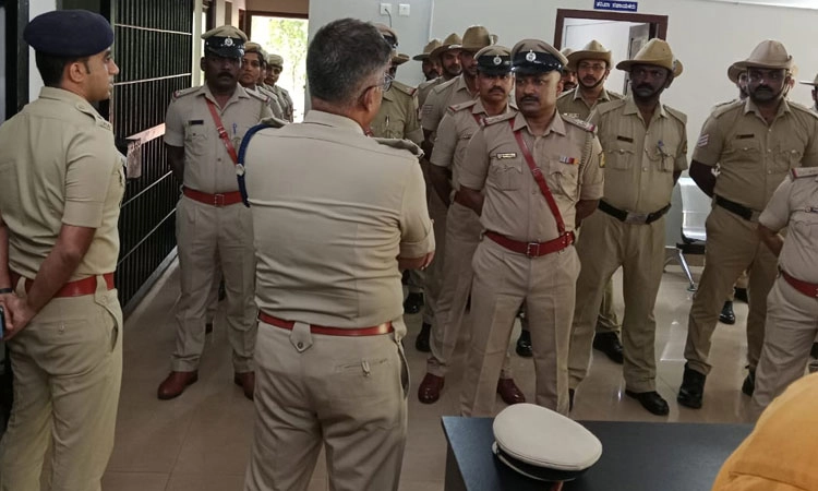 Bangla Illegal immigrants: ದಕ್ಷಿಣ ಕನ್ನಡ ಜಿಲ್ಲೆಯಲ್ಲೂ ಪೊಲೀಸರ ಕಟ್ಟೆಚ್ಚರ