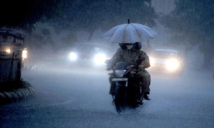 Rain: ಚಿತ್ತಾ ಮಳೆ ಅಬ್ಬರಕ್ಕೆ ಇಬ್ಬರ ದುರ್ಮರಣ