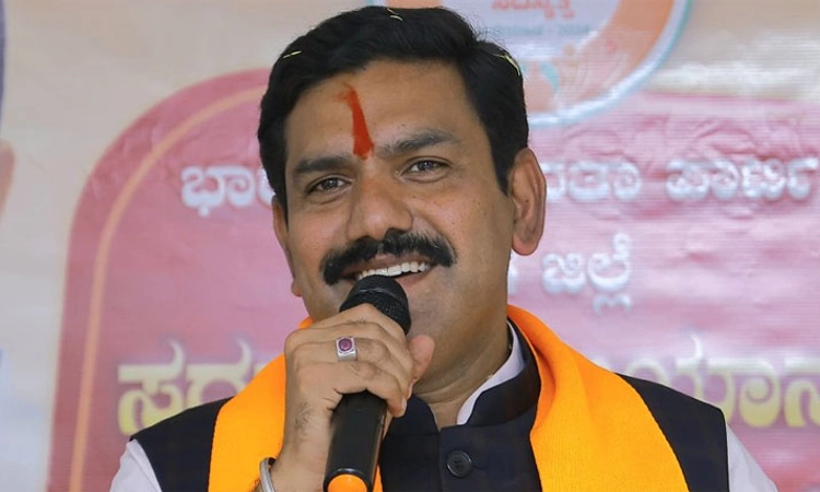 BJP; ಹುಡುಕಿದರೂ ರಮೇಶ್ ಜಾರಕಿಹೊಳಿ ಸಿಗುತ್ತಿಲ್ಲ: ವಿಜಯೇಂದ್ರ ಮಾರ್ಮಿಕ ಹೇಳಿಕೆ